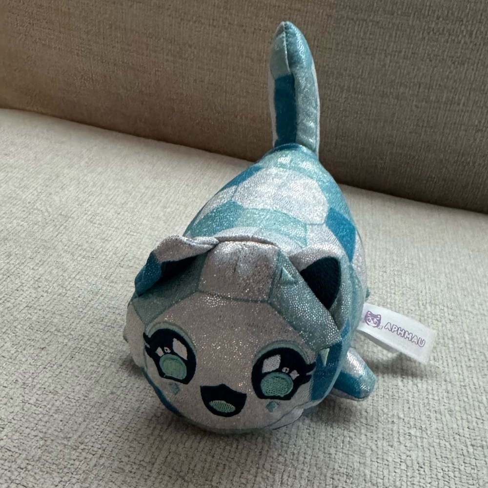 Aphmau MeeMeows Plush Blue Diamond Cat